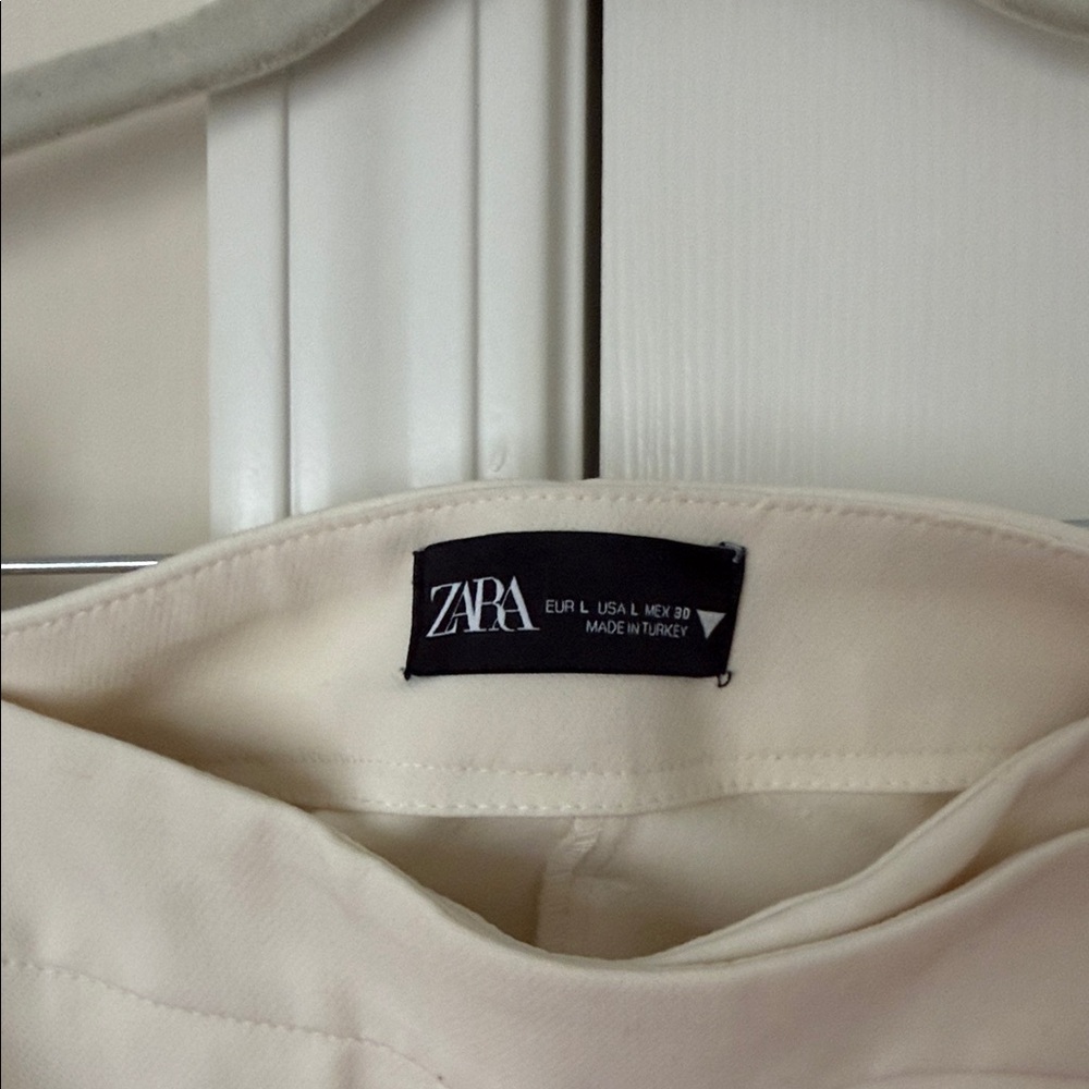 Zara Cream Women's Skort - Picture 2 of 4